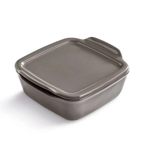 Quadratische Ofenhexe mit Servierhexe